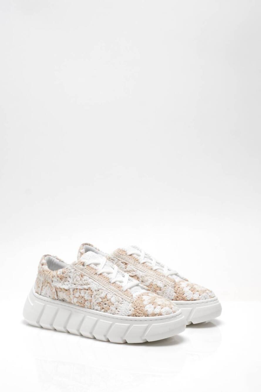 NEW FREE PEOPLE women's catch me if you can crochet sneaker in cream